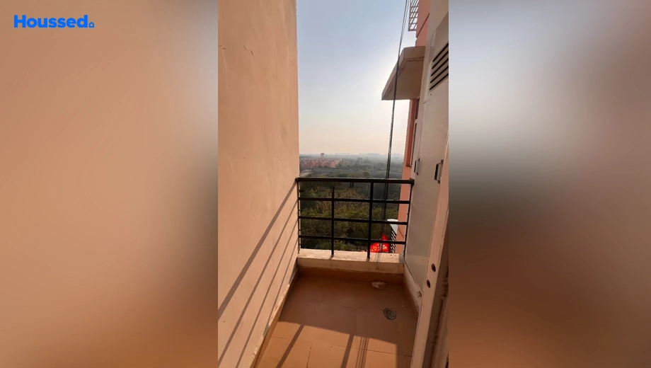 Project Image of 2 BHK Flat for Resale in Amar Shaheed Path - Image 127640
