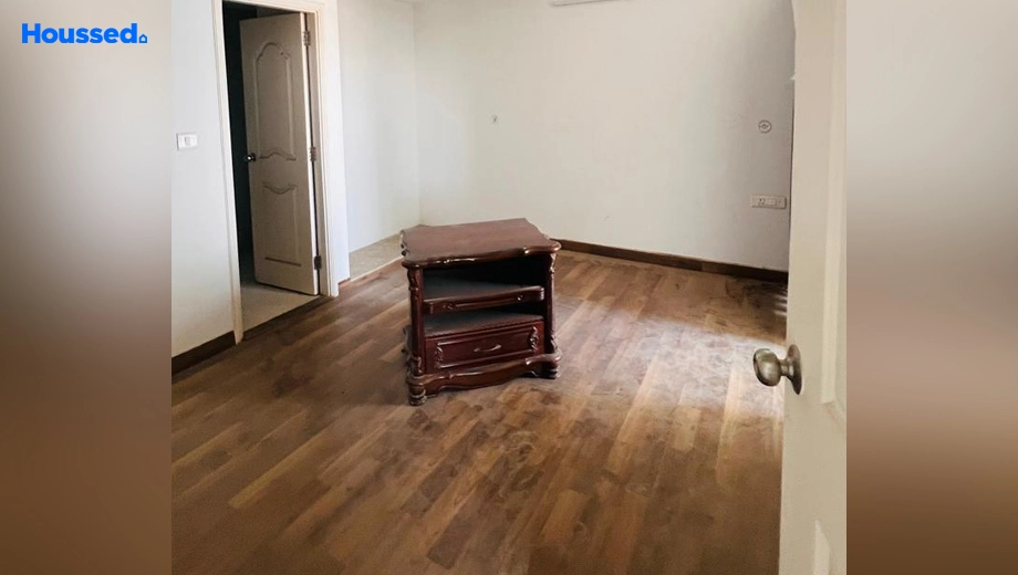 Project Image of 2 BHK Flat for Resale in Amar Shaheed Path - Image 128094