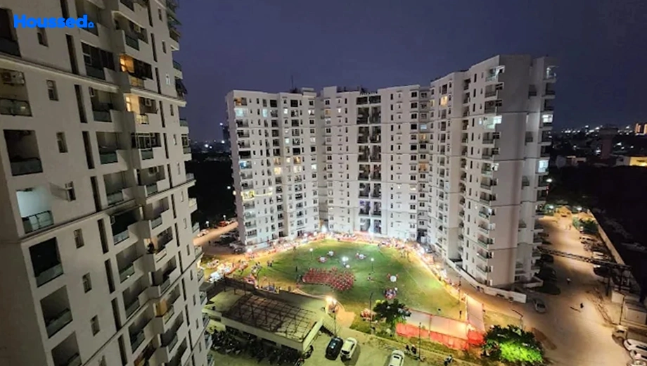 Project Image of 2 BHK Semi-Furnished Flat for Rent in Chandra Panorama, Amar Shaheed Path - Image 127704