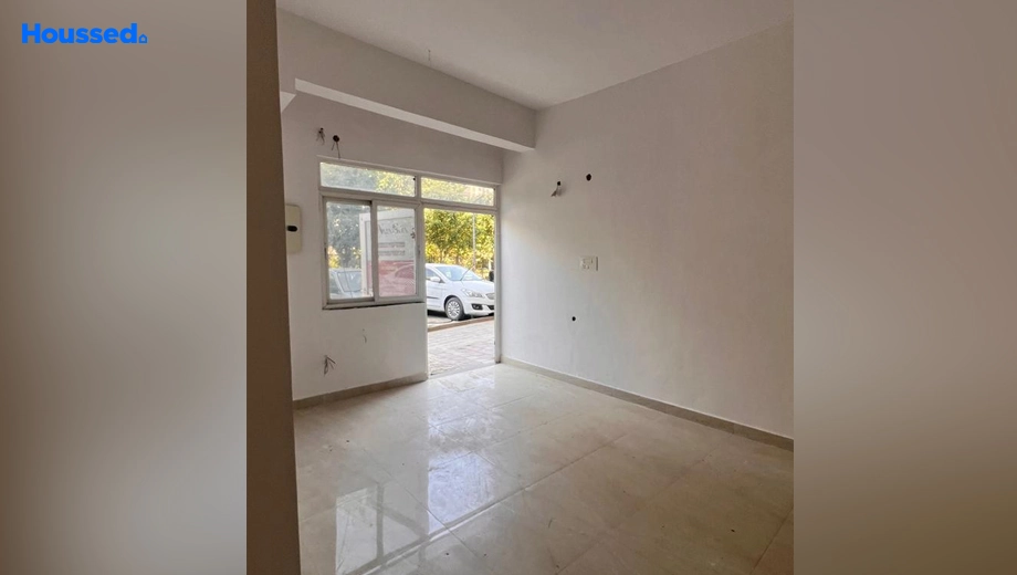 Project Image of Shop & Showroom for Resale in Sushant Golf City - Image 127792