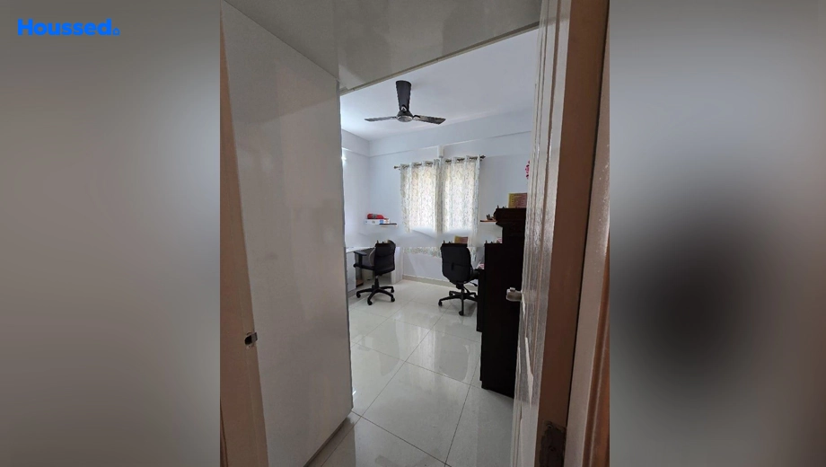 Project Image of 3 BHK Semi-Furnished Flat for Rent in Sarjapur Road - Image 128112