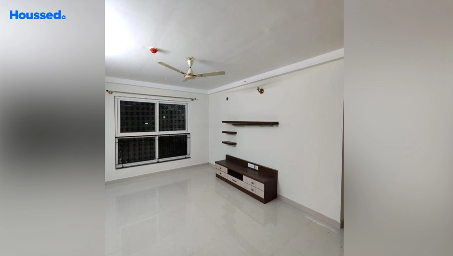 Project Image of 3 BHK Flat for Resale in Pashmina Waterfront, Old Madras Road - Image 128418
