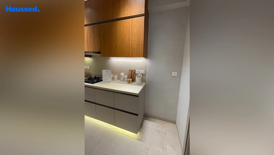Project Image of 3 BHK Flat for Resale in Rustomjee Seasons, Bandra East - Image 129186