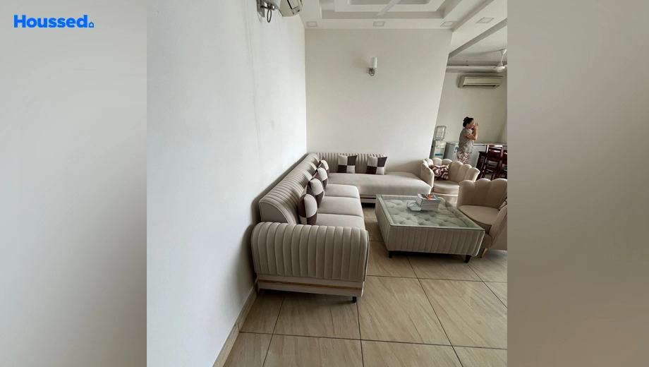 Project Image of 2 BHK Flat for Resale in Central Park Resorts, Sector 48 - Image 129209