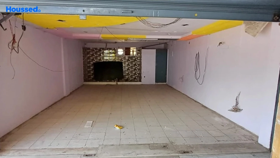Project Image of Shop & Showroom for Resale in Parle Point - Image 129864