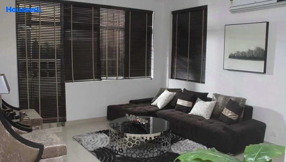 Project Image of 2 BHK Flat for Resale in Raheja Shilas, Sector 109 - Image 129581