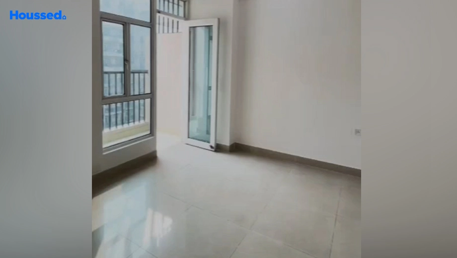 Project Image of 2 BHK Flat for Resale in Gaur City 5th Avenue, Chi 4 - Image 129702