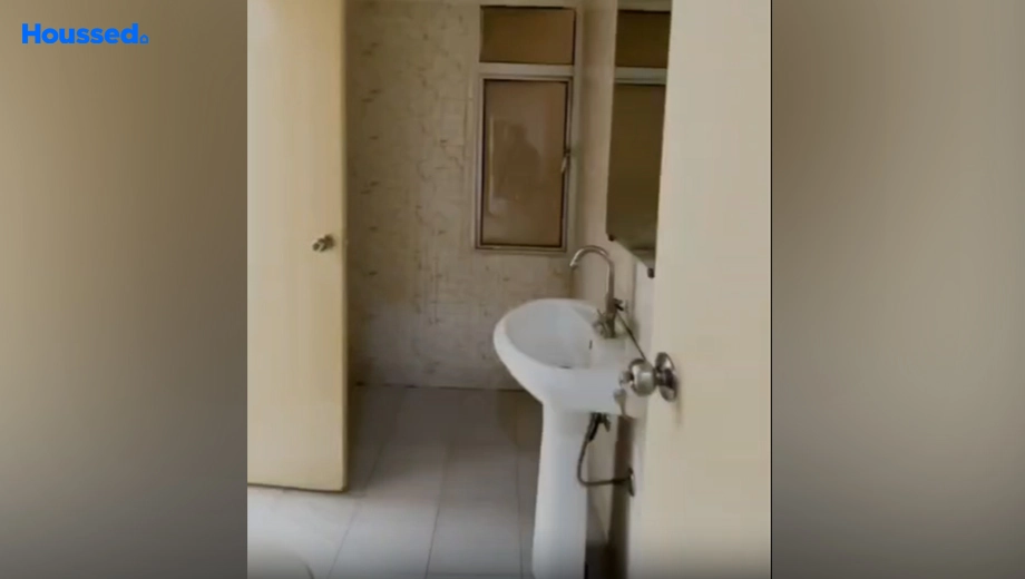 Project Image of 2 BHK Flat for Resale in Gaur City 5th Avenue, Chi 4 - Image 129701