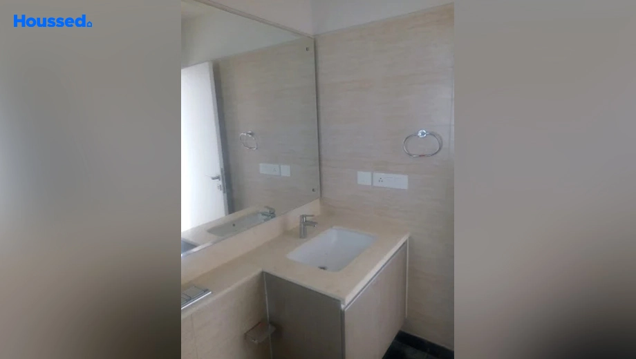Project Image of 3 BHK Flat for Resale in DLF The Ultima, Sector 81 - Image 130012