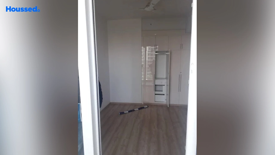 Project Image of 3 BHK Flat for Resale in DLF The Ultima, Sector 81 - Image 130000