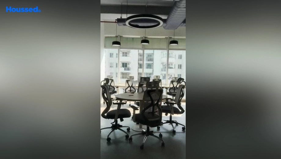 Project Image of Office Space for Resale in Emaar The Palm Square, Sector 66 - Image 130326