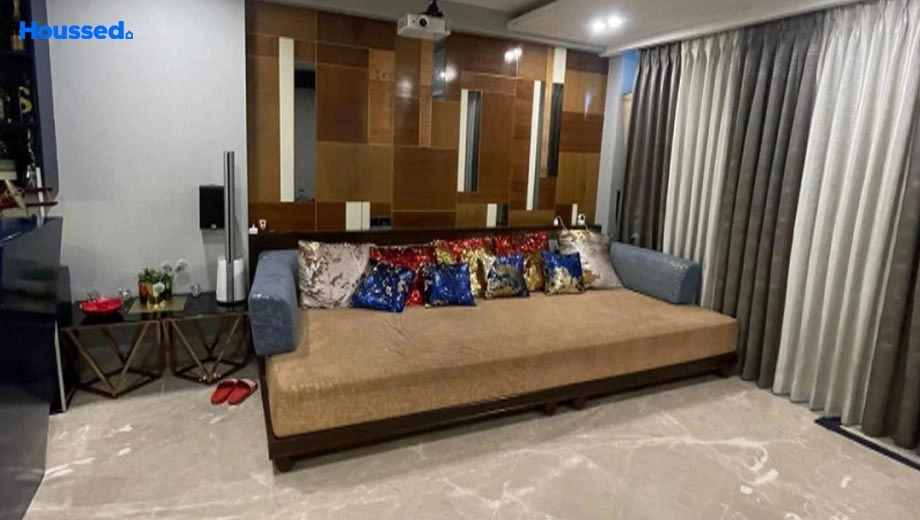 Project Image of 4.5 BHK Builder Floor for Resale in DLF Phase 1 - Image 130421