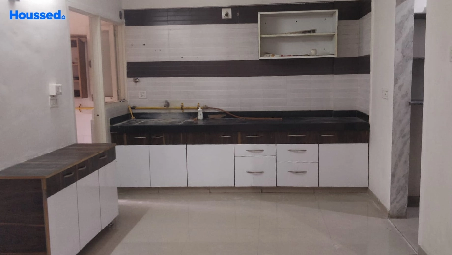 Project Image of 4 BHK Semi-Furnished Flat for Rent in Randesan - Image 130842
