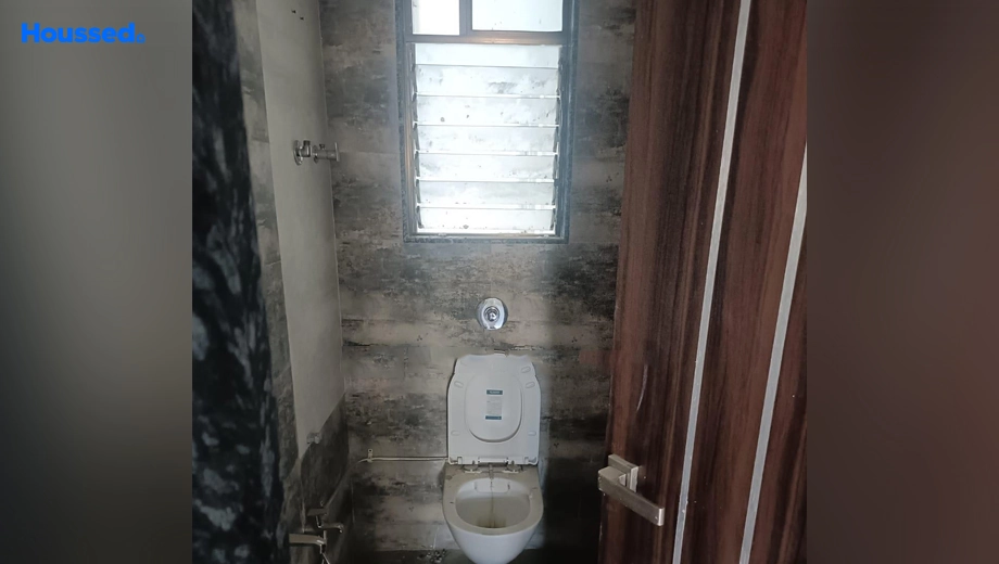 Project Image of 2 BHK Flat for Resale in Borivali East - Image 130900