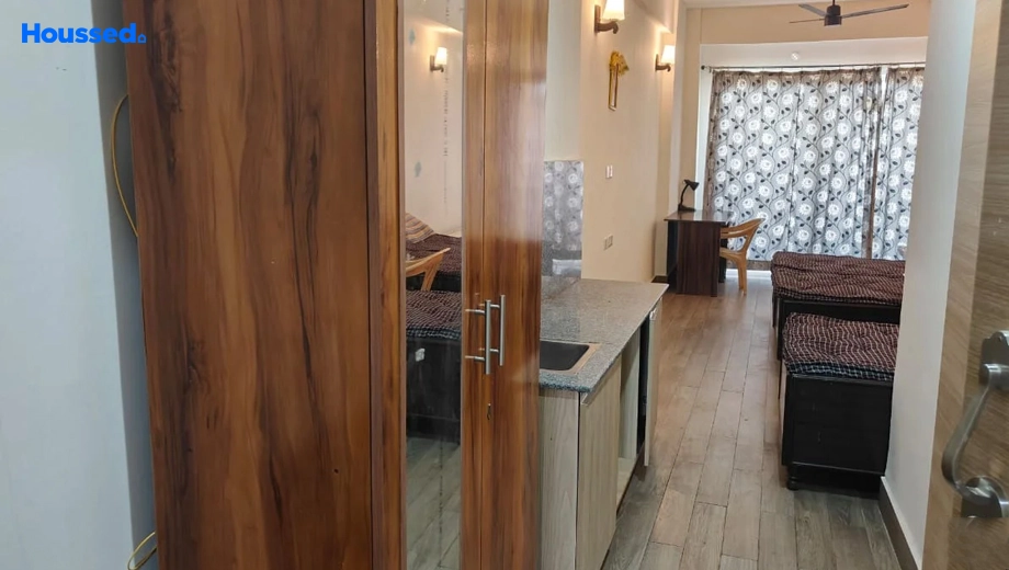 Project Image of 1 RK Studio Apartment for Resale in Gaurs Runway Suites, Gaur City - Image 130991