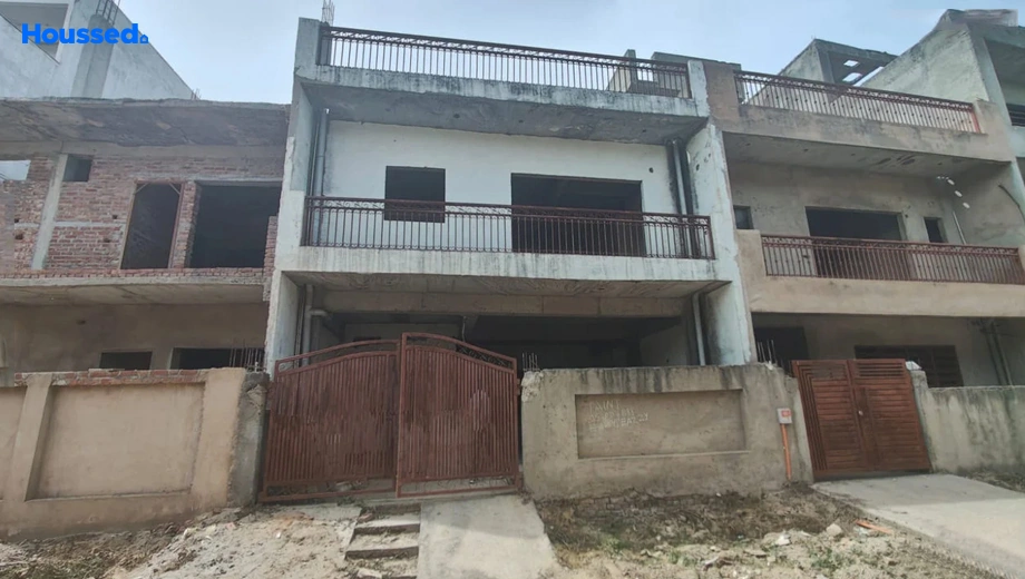 Project Image of 4 BHK House/Villa for Resale in Yamuna Expressway - Image 130940