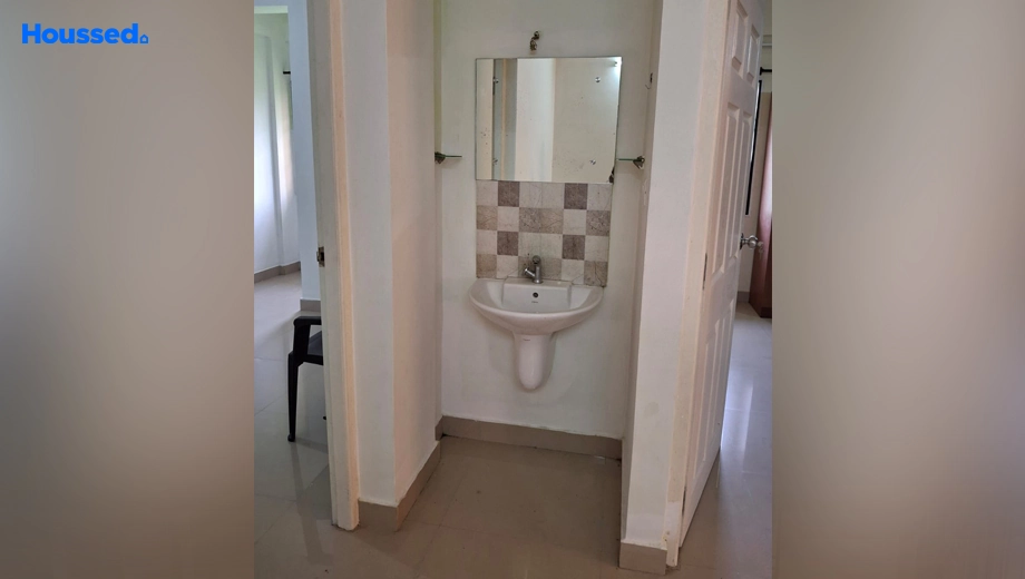 Project Image of 2 BHK Flat for Resale in Vyttila - Image 131132