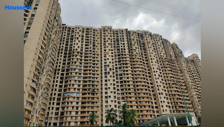 Project Image of 1 BHK Flat for Resale in Hubtown Greenwoods, Vartak Nagar - Image 132241