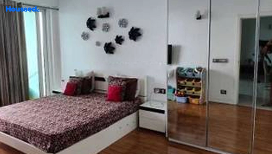 Project Image of 4 BHK Semi-Furnished Flat for Rent in DLF The Crest, Sector 54 - Image 132683