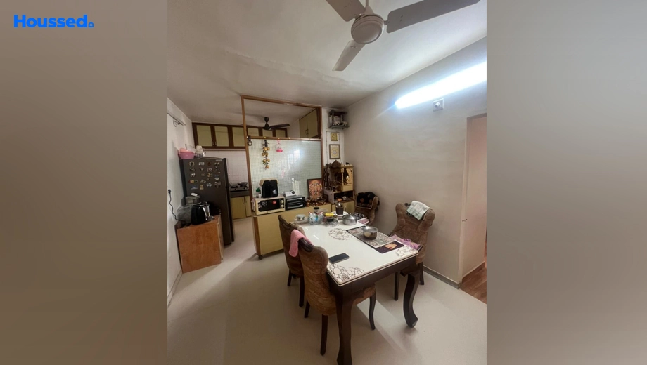 Project Image of 2 BHK Flat for Resale in Memnagar - Image 132760