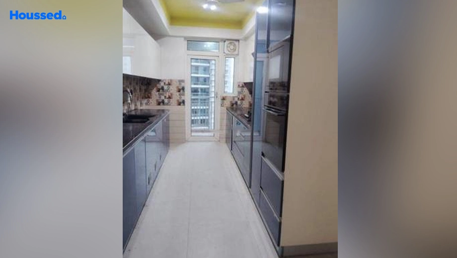 Project Image of 4 BHK Flat for Resale in DLF The Belaire, Sector 54 - Image 132797