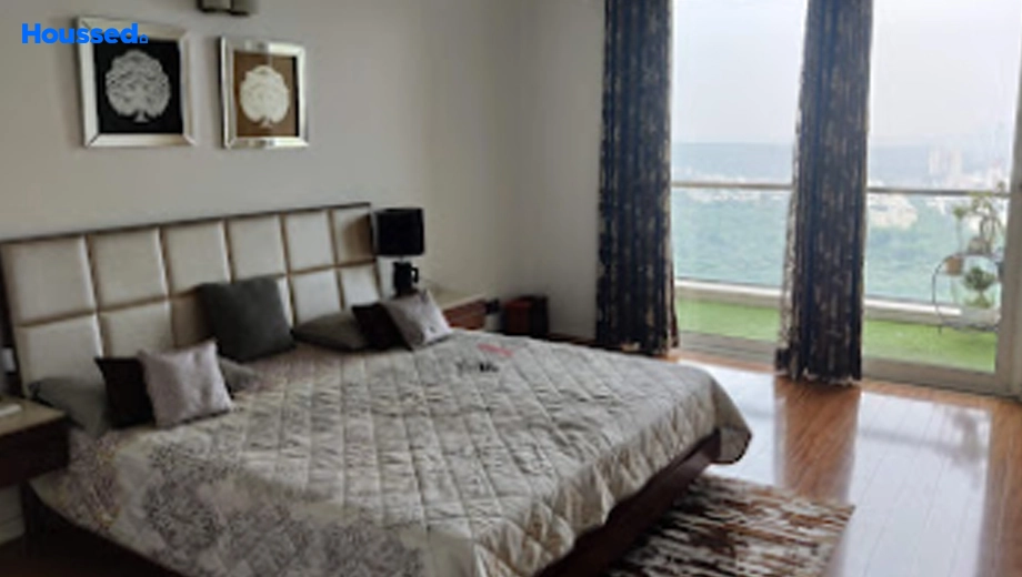 Project Image of 4 BHK Flat for Resale in DLF The Crest, Sector 54 - Image 132871