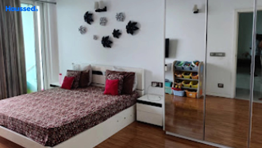 Project Image of 4 BHK Flat for Resale in DLF The Crest, Sector 54 - Image 132873