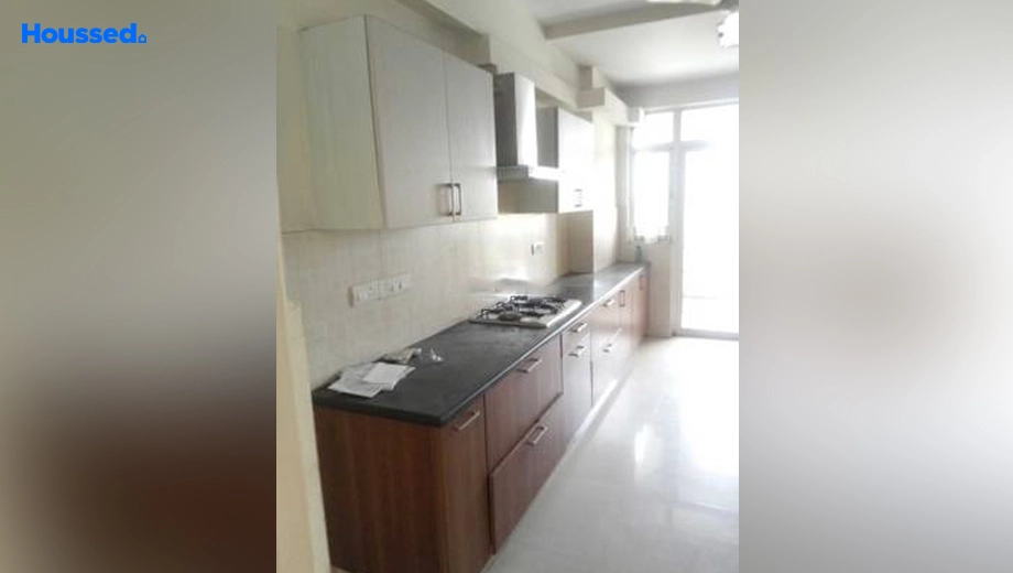 Project Image of 4 BHK Flat for Resale in DLF Phase 5 - Image 132898
