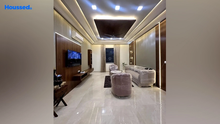 Project Image of 5 BHK House/Villa for Resale in Gandhi Path - Image 133145