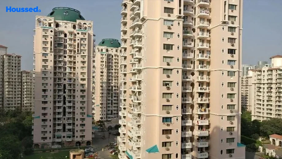 Project Image of 3 BHK Flat for Resale in DLF Carlton Estate, Sector 53 - Image 133426