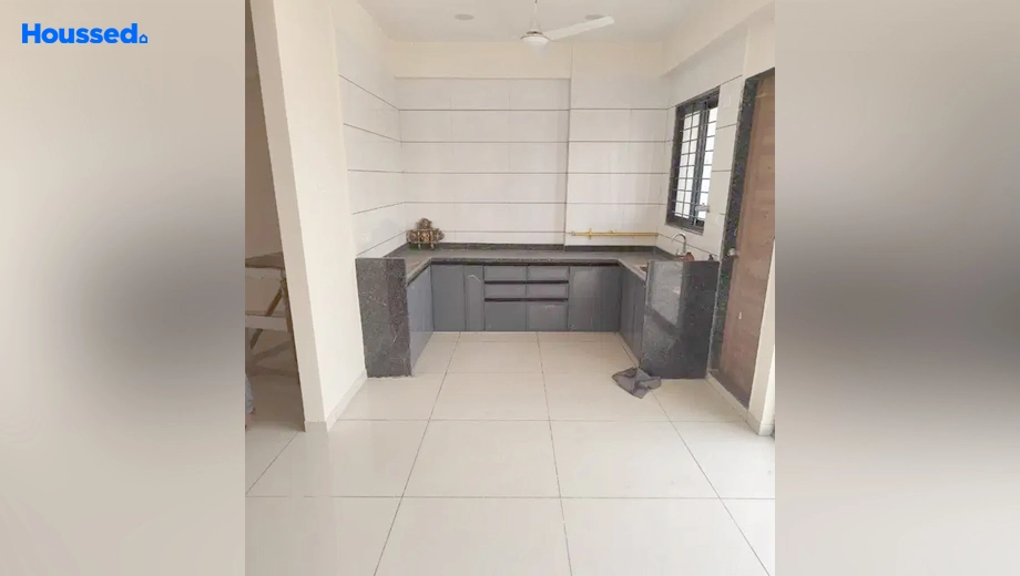 Project Image of 3 BHK Semi-Furnished Flat for Rent in Manjalpur - Image 134407
