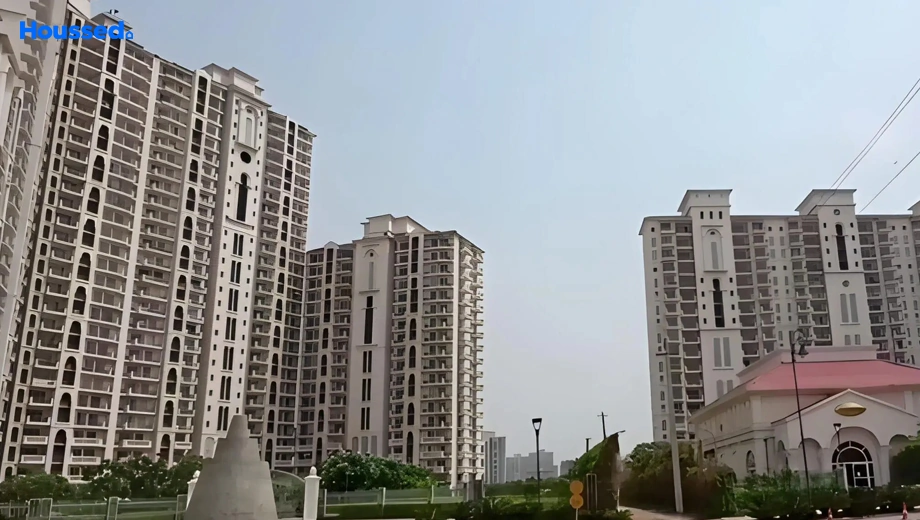 Project Image of 3 BHK Flat for Resale in DLF Regal Gardens, Sector 90 - Image 134463