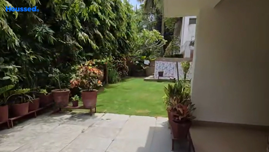 Amenities of 4 BHK House/Villa for Resale in Alkapuri - Image 135138