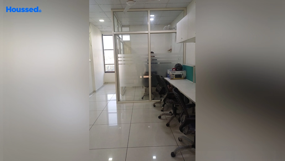 Project Image of Office Space for Resale in Kanha Central, Alkapuri - Image 135578