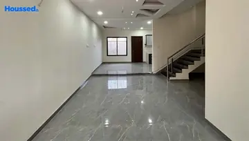 Project Image of 3 BHK Flat for Resale in Ivory County Sector 115, Noida - Image 5299