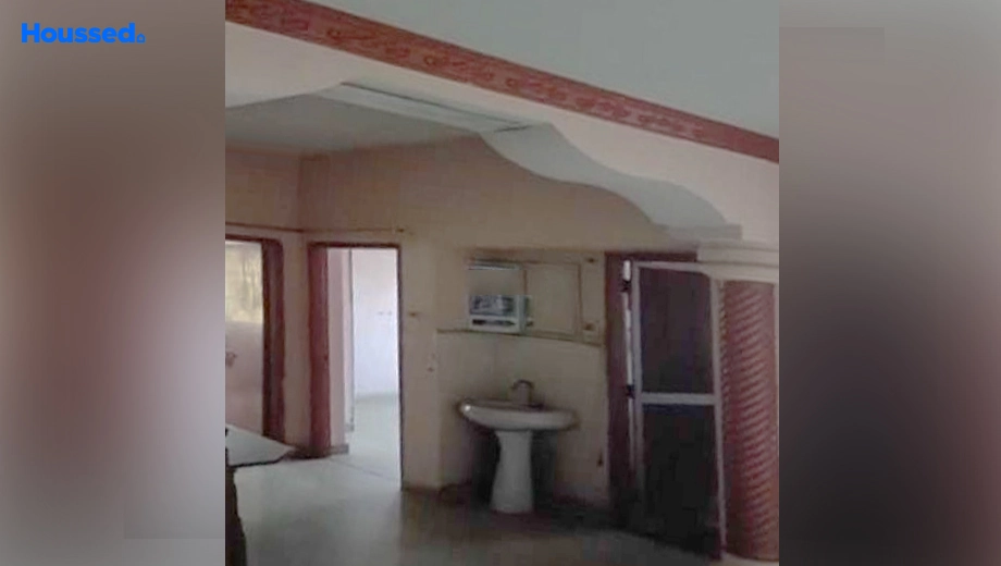 Project Image of 3 BHK Semi-Furnished Flat for Rent in Doranda - Image 136097