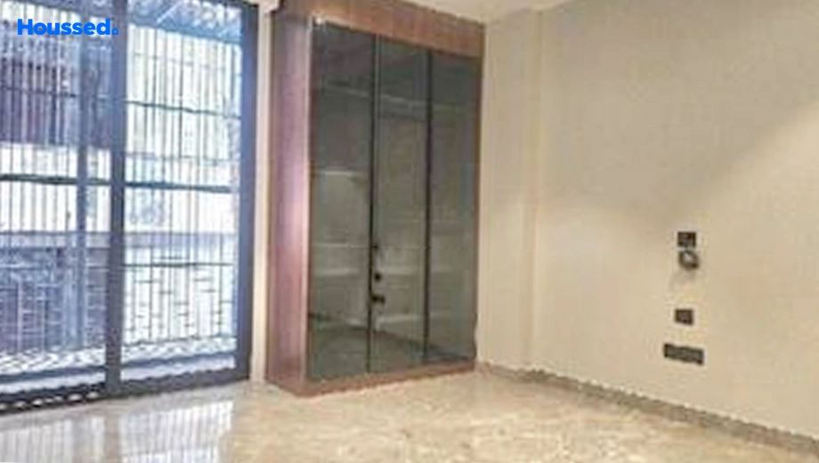 Project Image of 4 BHK Flat for Resale in DLF Phase 2 - Image 136114