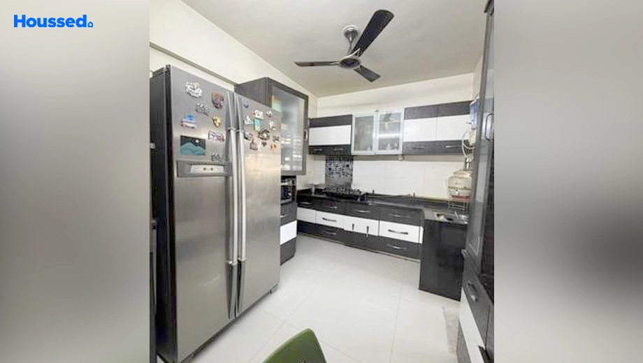 Project Image of 3 BHK Flat for Resale in Scarlet Heights, Satellite - Image 136902