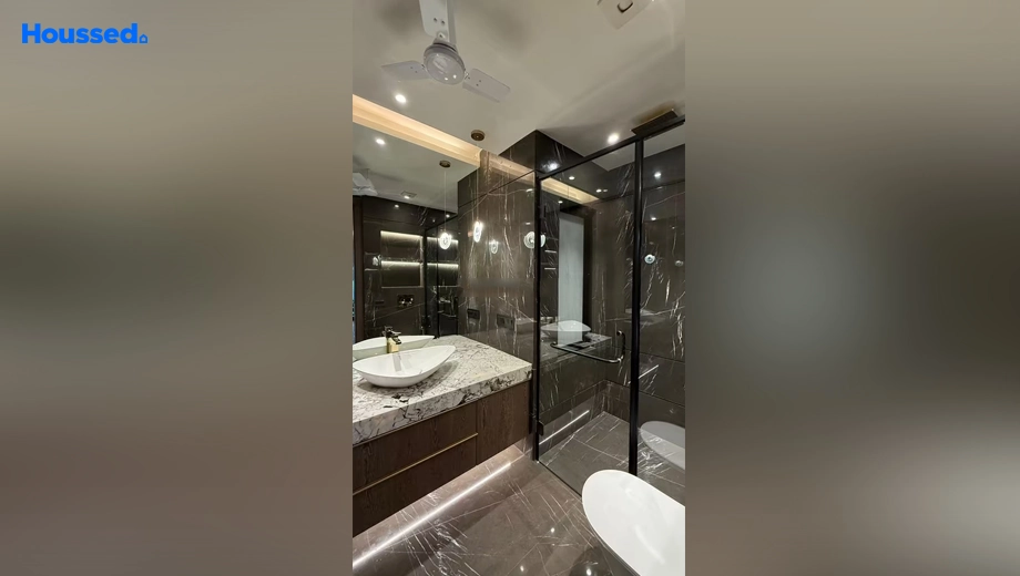 Project Image of 4 BHK Semi-Furnished Builder Floor for Rent in DLF Phase 2 - Image 136971