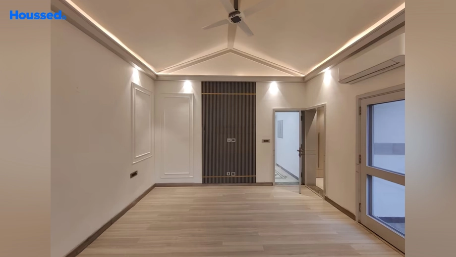 Project Image of 3 BHK Semi-Furnished Builder Floor for Rent in DLF Phase 2 - Image 137004