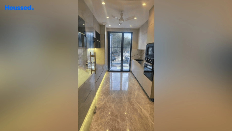 Project Image of 4 BHK Semi-Furnished Builder Floor for Rent in Golf Course Road - Image 137104