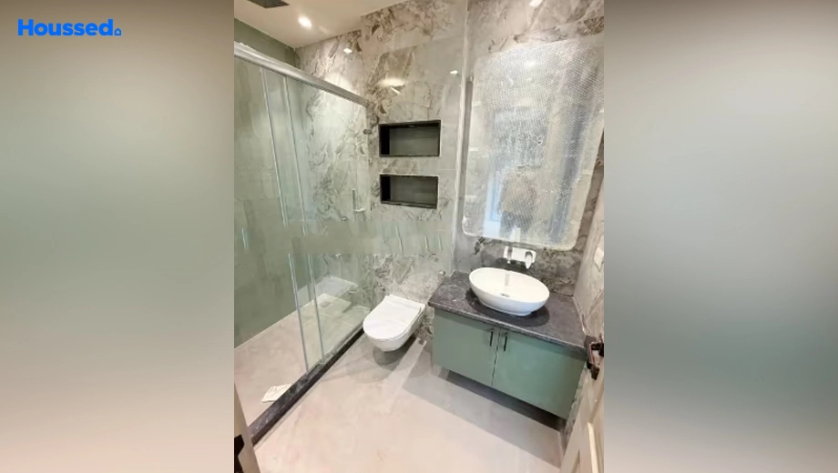 Project Image of 4 BHK Semi-Furnished Builder Floor for Rent in DLF Phase 2 - Image 137120