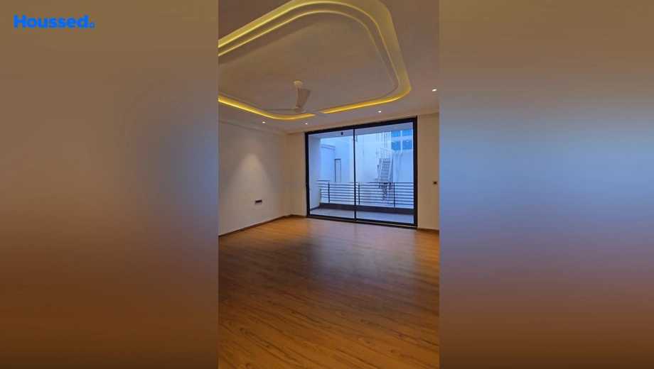 Project Image of 4 BHK Semi-Furnished Builder Floor for Rent in DLF Phase 1 - Image 137339
