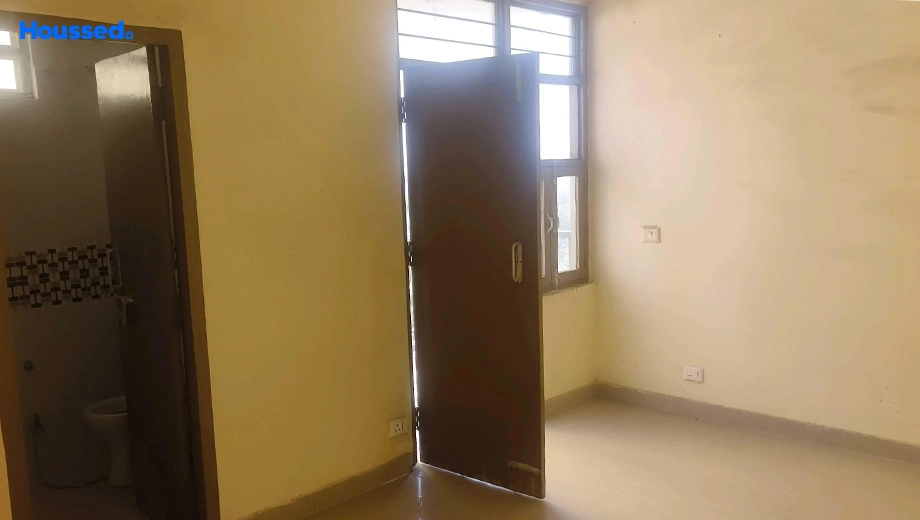 Project Image of 3 BHK Flat for Resale in Jankipuram Extension - Image 137395