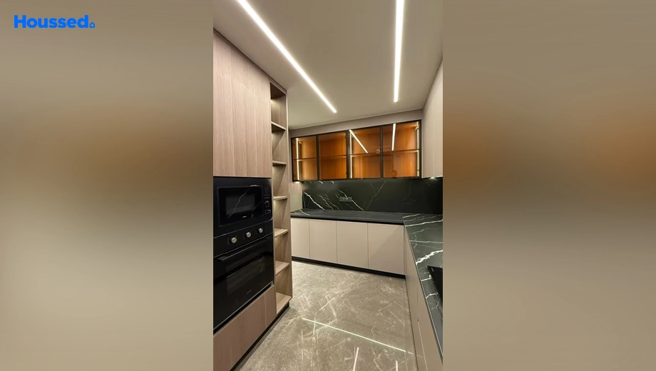 Project Image of 4 BHK Semi-Furnished Builder Floor for Rent in DLF Phase 2 - Image 137410
