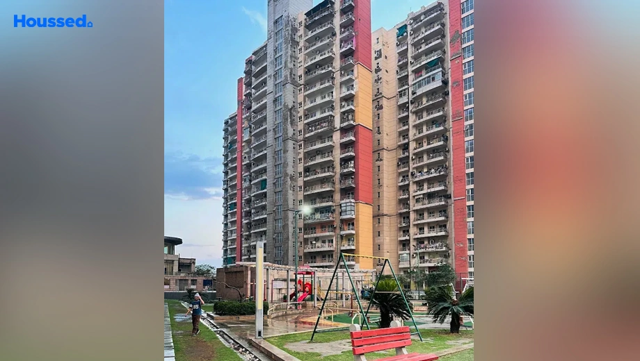 Project Image of 3 BHK Flat for Resale in BPTP The Resort, Sector 75 - Image 137539