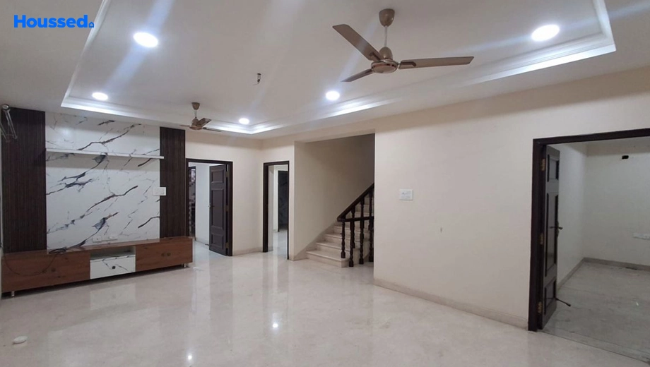 Project Image of 5 BHK Semi-Furnished House/Villa for Rent in Aditya Eden Woods, Tellapur - Image 138223