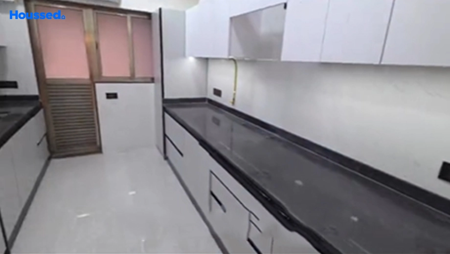 Project Image of 4 BHK Semi-Furnished Flat for Rent in Bandra West - Image 139283
