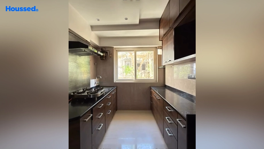 Project Image of 4 BHK Semi-Furnished Flat for Rent in Khar West - Image 139422