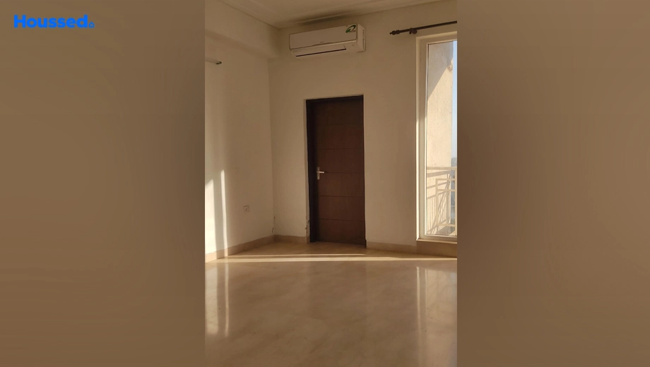 Project Image of 3 BHK Flat for Resale in Puri Diplomatic Greens, Sector 111 - Image 139541